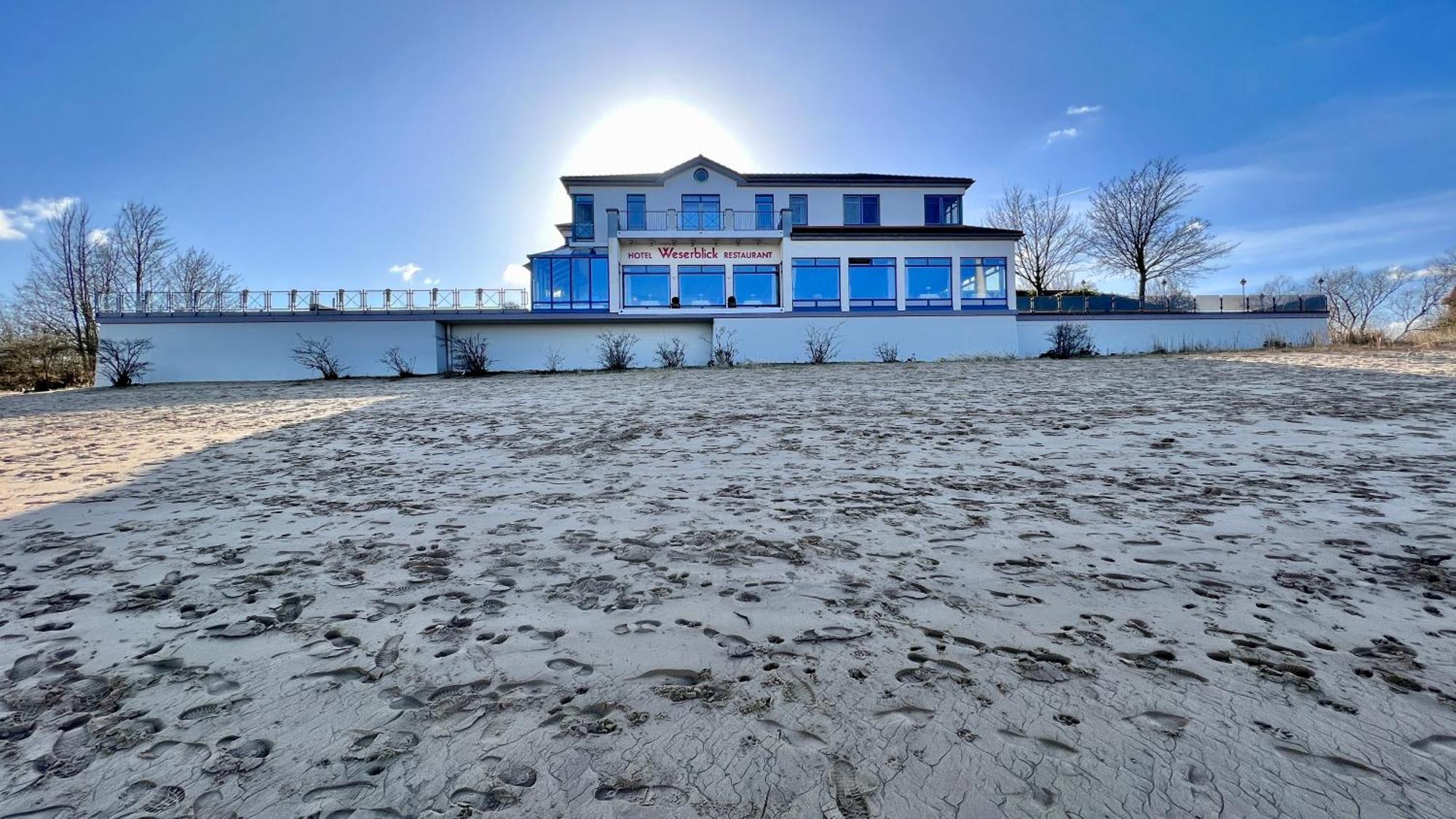 Gaestehaus Weserblick Am Weser-Sandstrand Berne Bagian luar foto